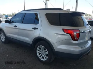 2017 Ford Explorer z VIN 1FM5K8B8XHGB23398, wystawiony jako IAAI lot #42208171 z przebiegiem 106 244 mil mil oraz . Historia ofert i sprzedaży dostępna na DreamBid. Obrazek 3.