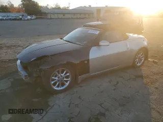 2004 Nissan 350Z Touring with VIN JN1AZ36A24T002674, listed as a Copart auction lot 83499334 with 0 mi miles and Clean Title. Bid and sale history available at carsss.com. Image 1.