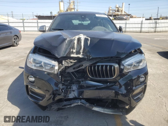 2018 BMW X6 sDrive35i z VIN 5UXKU0C54J0G69704, wystawiony jako Copart lot #57335475 z przebiegiem 61 777 mil mil oraz Szkoda całkowita • Salvage title. Historia ofert i sprzedaży dostępna na DreamBid. Obrazek 5.