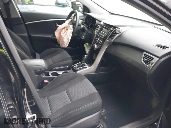 2014 Hyundai Elantra GT with VIN KMHD35LH5EU171863, listed as a IAAI auction lot 41299174 with 89,090 mi miles. Bid and sale history available at carsss.com. Image 5.