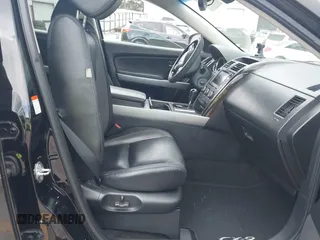 2010 Mazda CX-9 Grand Touring with VIN JM3TB2MA3A0201602, listed as a IAAI auction lot 42463599 with 331,533 mi miles and . Bid and sale history available at DreamBid. Image 5.