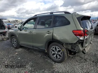 2019 Subaru Forester Premium with VIN JF2SKAEC3KH589384, listed as a Copart auction lot 44437115 with 40,697 mi miles and Salvage Title. Bid and sale history available at carsss.com. Image 2.