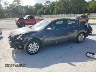 2009 Nissan Altima 2.5 S with VIN 1N4AL21E19N518643, listed as a Copart auction lot 53752725 with 119,849 mi miles and Salvage Title. Bid and sale history available at carsss.com. Image 1.