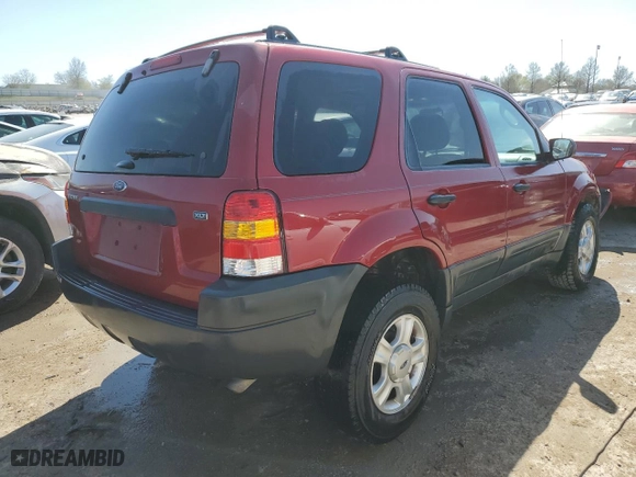 2004 Ford Escape XLT with VIN 1FMYU03174KB25014, listed as a Copart auction lot 47286444 with 238,293 mi miles and Salvage Title. Bid and sale history available at carsss.com. Image 3.