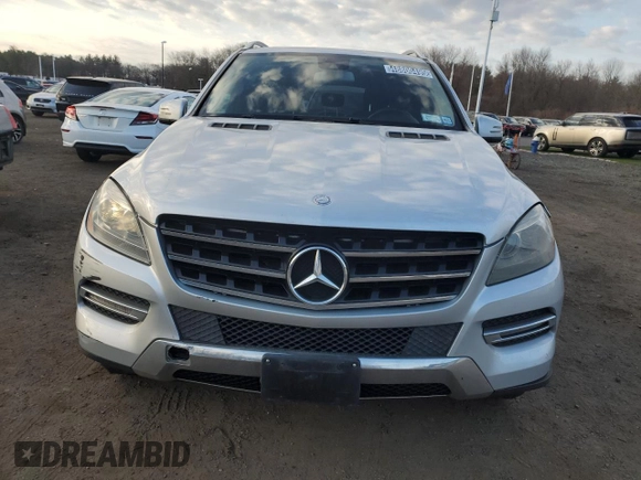 2014 Mercedes-Benz M 350 with VIN 4JGDA5HB3EA283850, listed as a Copart auction lot 48800495 with 186,869 mi miles and Clean Title. Bid and sale history available at carsss.com. Image 5.