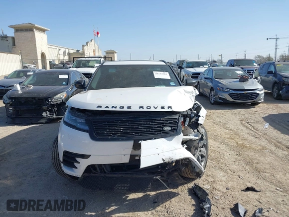 2025 Land Rover Range Rover Velar Dynamic SE with VIN SALYL2EX9SA398102, listed as a IAAI auction lot 41733681 with 13,205 mi miles and . Bid and sale history available at DreamBid. Image 13.