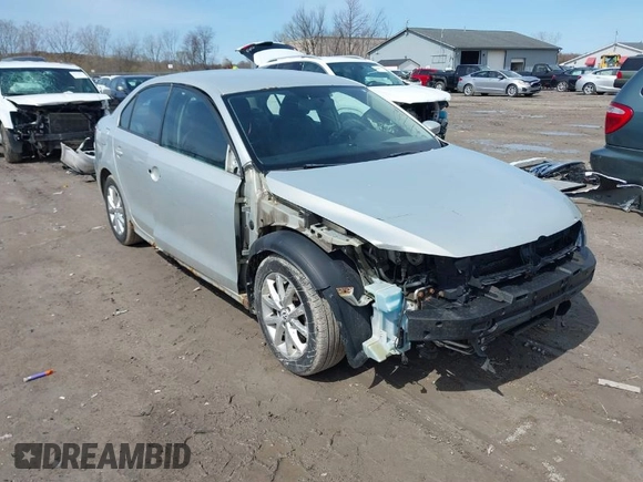2011 Volkswagen Jetta Sedan SE w/Convenience & Sunroof PZEV with VIN 3VWDZ7AJXBM327932, listed as a IAAI auction lot 41950996 with 249,763 mi miles. Bid and sale history available at carsss.com. Image 1.
