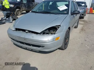 2002 Ford Focus SE with VIN 1FAFP34332W226423, listed as a IAAI auction lot 41804714 with 158,277 mi miles and . Bid and sale history available at carsss.com. Image 6.