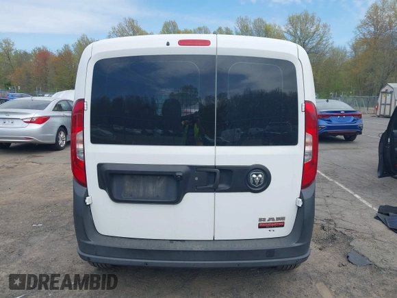 2017 Ram ProMaster City Cargo Tradesman z VIN ZFBERFAB5H6G52366, wystawiony jako IAAI lot #42147505 z przebiegiem 45 276 mil mil oraz . Historia ofert i sprzedaży dostępna na DreamBid. Obrazek 16.