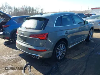 2021 Audi SQ5 Premium Plus with VIN WA1B4AFYXM2026352, listed as a IAAI auction lot 41875342 with 86,474 mi miles. Bid and sale history available at carsss.com. Image 3.