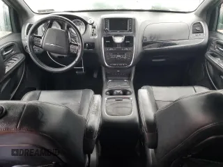 2014 Chrysler Town & Country S with VIN 2C4RC1HG3ER453256, listed as a Copart auction lot 45271485 with 149,957 mi miles and Salvage Title. Bid and sale history available at carsss.com. Image 8.