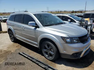 2019 Dodge Journey Crossroad z VIN 3C4PDCGG1KT797517, wystawiony jako Copart lot #54095955 z przebiegiem 40 186 mil mil oraz Szkoda całkowita • Salvage title. Historia ofert i sprzedaży dostępna na DreamBid. Obrazek 4.