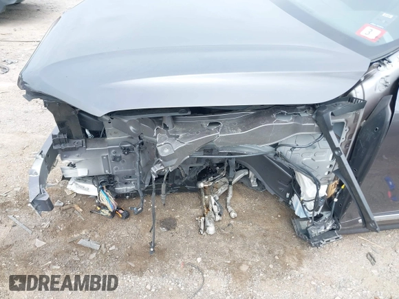 2024 Volvo XC90 Plus Bright Theme z VIN YV4L12PE1R1234921, wystawiony jako IAAI lot #42255873 z przebiegiem 22 994 mil mil oraz . Historia ofert i sprzedaży dostępna na DreamBid. Obrazek 6.