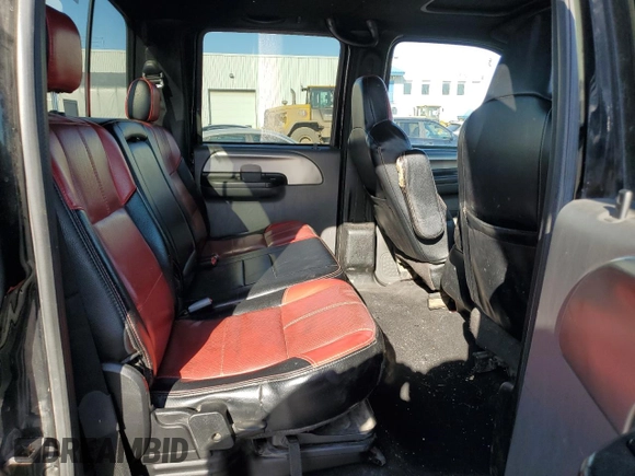 2007 Ford F-250 XL with VIN 1FTSW21P57EB36541, listed as a Copart auction lot 48382705 with 388,190 mi miles and Salvage title. Bid and sale history available at DreamBid. Image 10.