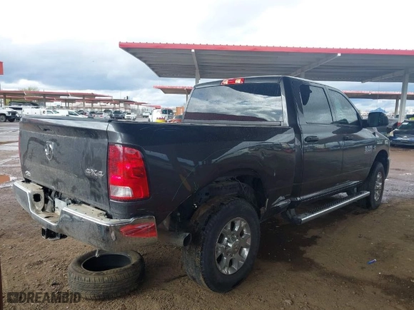 2018 Ram 2500 Tradesman with VIN 3C6UR5CL2JG297691, listed as a IAAI auction lot 41753845 with 86,028 mi miles. Bid and sale history available at carsss.com. Image 4.