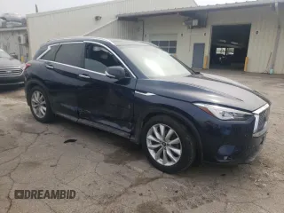 2019 Infiniti QX50 LUXE with VIN 3PCAJ5M37KF100121, listed as a Copart auction lot 49025983 with 23,523 mi miles. Bid and sale history available at carsss.com. Image 4.