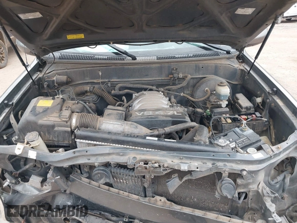 2004 Toyota Tundra Ltd with VIN 5TBET38184S446873, listed as a IAAI auction lot 41351178 with 469,530 mi miles. Bid and sale history available at carsss.com. Image 10.