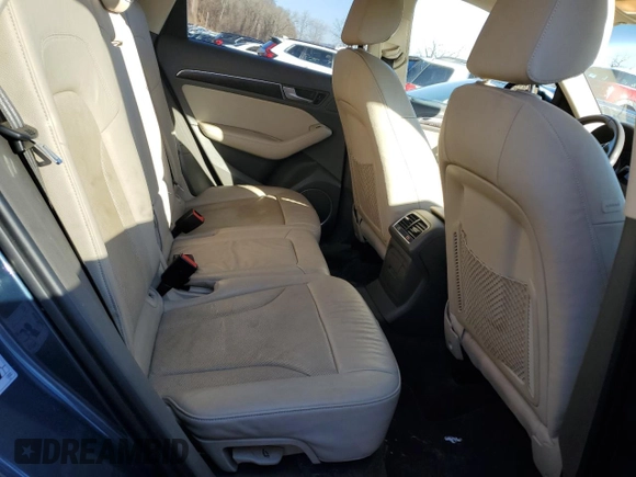 2015 Audi Q5 Premium Plus z VIN WA1CMBFP7FA107559, wystawiony jako Copart lot #84558484 z przebiegiem 54 878 mil mil oraz Szkoda całkowita • Salvage title. Historia ofert i sprzedaży dostępna na DreamBid. Obrazek 11.