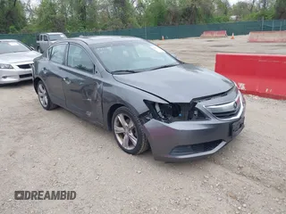 2014 Acura ILX with VIN 19VDE1F33EE010846, listed as a IAAI auction lot 42077348 with 131,273 mi miles and . Bid and sale history available at DreamBid. Image 1.