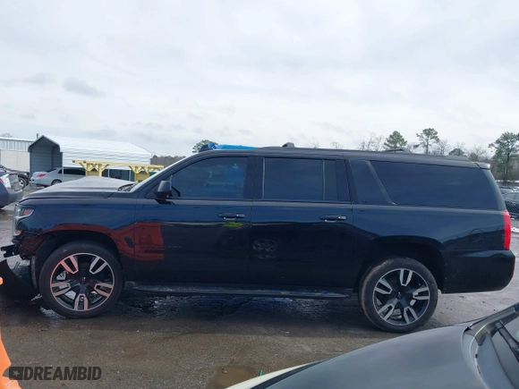 2020 Chevrolet Suburban LT with VIN 1GNSKHKC3LR170868, listed as a IAAI auction lot 41575519 with 131,080 mi miles. Bid and sale history available at carsss.com. Image 14.