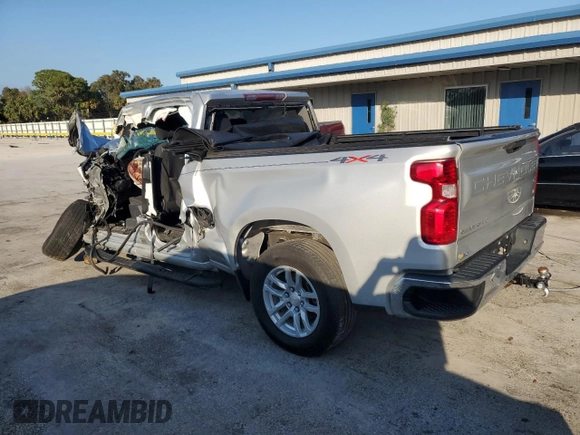 2020 Chevrolet Silverado 1500 LT with VIN 1GCRYDED5LZ141911, listed as a Copart auction lot 44265545 with Not Provided miles and Salvage Title. Bid and sale history available at DreamBid. Image 2.