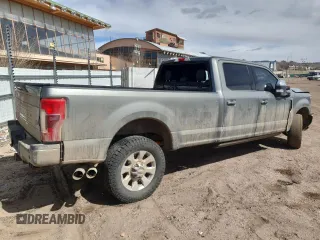 2019 Ford F-350 XL with VIN 1FT8W3BT0KEE83554, listed as a Copart auction lot 48820865 with 198,408 mi miles and Salvage Title. Bid and sale history available at DreamBid. Image 3.