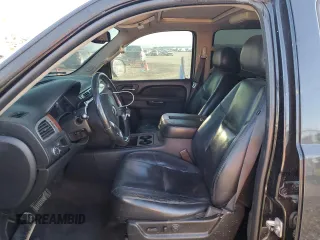 2010 Chevrolet Suburban LTZ with VIN 1GNUCKE09AR251410, listed as a Copart auction lot 73202774 with 247,631 mi miles and Salvage Title. Bid and sale history available at carsss.com. Image 7.