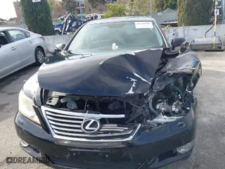 2010 Lexus LS 460 with VIN JTHBL5EFXA5092022, listed as a IAAI auction lot 41242582 with 122,809 mi miles. Bid and sale history available at carsss.com. Image 12.