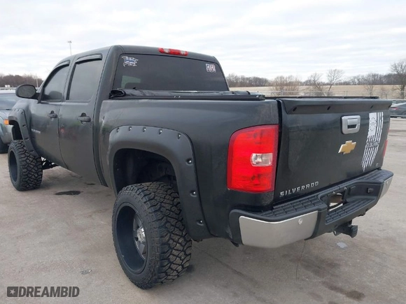 2012 Chevrolet Silverado 1500 LT with VIN 1GCPKSE72CF196471, listed as a IAAI auction lot 41294801 with 155,000 mi miles. Bid and sale history available at carsss.com. Image 3.