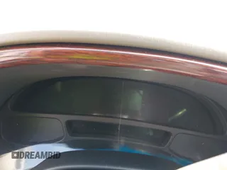 2000 Cadillac DeVille z VIN 1G6KD54Y2YU319515, wystawiony jako IAAI lot #41638065 z przebiegiem Nie podano mil oraz . Historia ofert i sprzedaży dostępna na DreamBid. Obrazek 7.