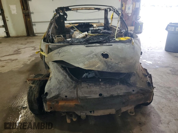 2003 Volkswagen Beetle GLS z VIN 3VWCK21Y13M316089, wystawiony jako Copart lot #51071545 z przebiegiem Nie podano mil oraz Szkoda całkowita • Salvage title. Historia ofert i sprzedaży dostępna na DreamBid. Obrazek 6.