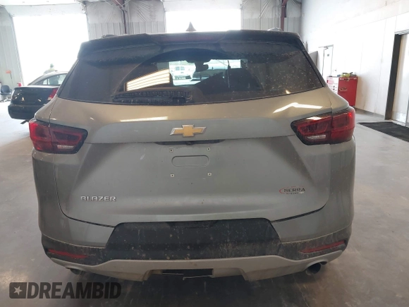 2023 Chevrolet Blazer LT z VIN 3GNKBCR4XPS214756, wystawiony jako IAAI lot #42097217 z przebiegiem 26 783 mil mil oraz . Historia ofert i sprzedaży dostępna na DreamBid. Obrazek 16.