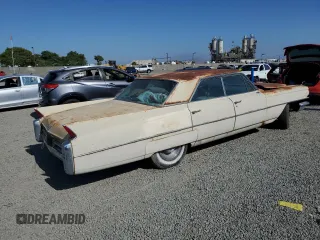 1963 Cadillac DeVille z VIN 63N073265, wystawiony jako Copart lot #58598785 z przebiegiem 79 382 mil mil oraz Czysty tytuł • Clean title. Historia ofert i sprzedaży dostępna na DreamBid. Obrazek 3.