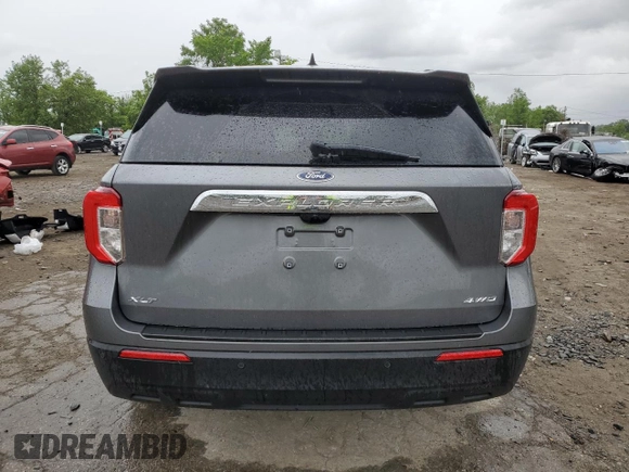 2024 Ford Explorer XLT z VIN 1FMSK8DH7RGA80530, wystawiony jako Copart lot #57771715 z przebiegiem 12 718 mil mil oraz Szkoda całkowita • Salvage title. Historia ofert i sprzedaży dostępna na DreamBid. Obrazek 6.