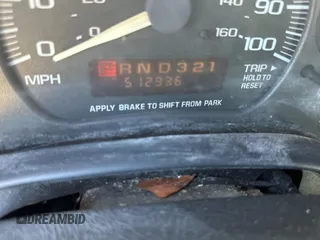 2002 Chevrolet Express with VIN 1GAHG39R921243538, listed as a Copart auction lot 88987585 with 512,936 mi miles and Clean Title. Bid and sale history available at carsss.com. Image 8.