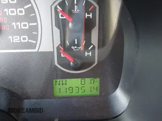 2008 Ford F-150 STX с VIN 1FTRX12WX8FB96483, выставлен на аукционе IAAI как лот 41516003 с пробегом 119 351 миль миль и . История ставок и продаж доступна на DreamBid. Изображение 16.