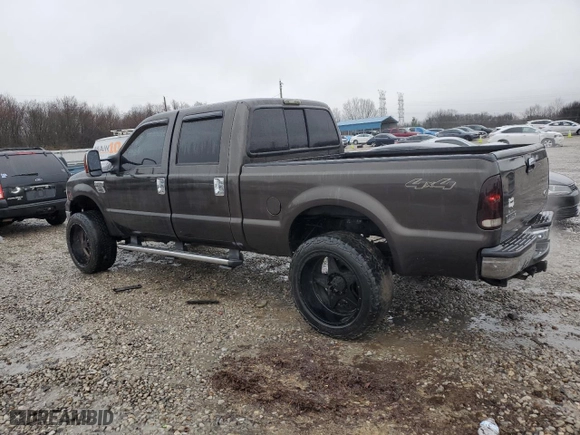 2006 Ford Super Duty F-250 XL with VIN 1FTSW21546EB97151, listed as a Copart auction lot 45000095 with 208,059 mi miles and Clean Title. Bid and sale history available at carsss.com. Image 2.
