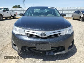 2014 Toyota Camry L with VIN 4T1BF1FK2EU338016, listed as a Copart auction lot 56800975 with 344,992 mi miles and Clean Title. Bid and sale history available at DreamBid. Image 5.