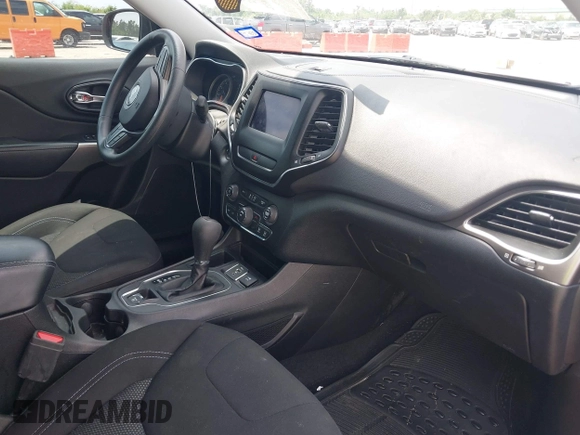 2020 Jeep Cherokee Latitude с VIN 1C4PJLCBXLD506409, выставлен на аукционе IAAI как лот 42110399 с пробегом 64 332 миль миль и . История ставок и продаж доступна на DreamBid. Изображение 5.
