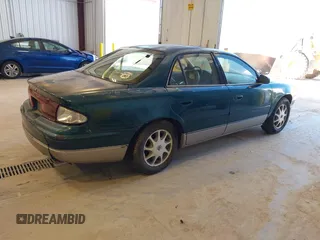 1998 Buick Regal GS with VIN 2G4WF5215W1484963, listed as a IAAI auction lot 42167192 with 277,396 mi miles. Bid and sale history available at carsss.com. Image 4.