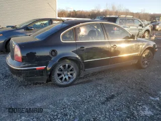 2003 Volkswagen Passat z VIN WVWPH63B53P393111, wystawiony jako Copart lot #44540375 z przebiegiem 188 772 mil mil oraz Czysty tytuł • Clean title. Historia ofert i sprzedaży dostępna na DreamBid. Obrazek 3.