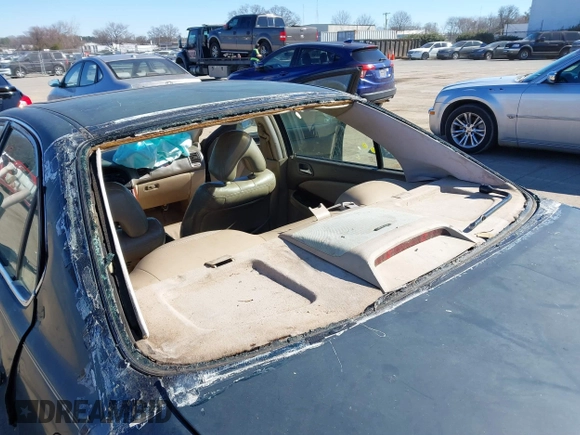2002 Acura TL Type S with VIN 19UUA56802A011202, listed as a IAAI auction lot 41640081 with 276,419 mi miles. Bid and sale history available at carsss.com. Image 6.
