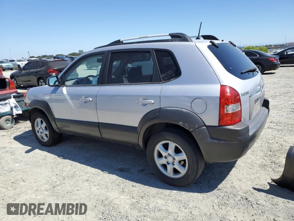 2005 Hyundai Tucson GLS with VIN KM8JN12D45U042095, listed as a Copart auction lot 69722604 with 182,394 mi miles and Salvage Title. Bid and sale history available at carsss.com. Image 2.
