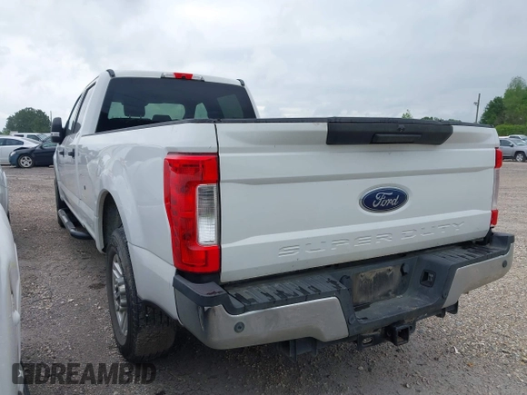 2019 Ford Super Duty F-250 SRW XL with VIN 1FT7W2A67KEC28577, listed as a IAAI auction lot 41960776 with 50,979 mi miles. Bid and sale history available at carsss.com. Image 3.