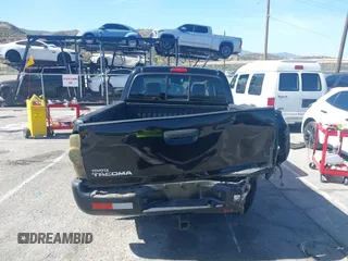 2008 Toyota Tacoma z VIN 5TETX22N28Z473083, wystawiony jako IAAI lot #42280489 z przebiegiem 160 261 mil mil oraz . Historia ofert i sprzedaży dostępna na DreamBid. Obrazek 16.