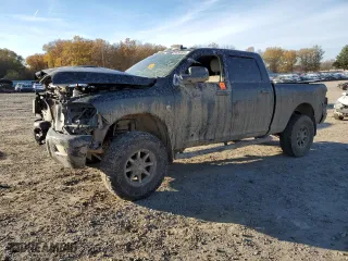2015 Ram 2500 Big Horn with VIN 3C6UR5DL4FG586819, listed as a Copart auction lot 84294934 with 0 mi miles and Clean Title. Bid and sale history available at carsss.com. Image 1.