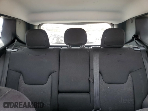 2017 Jeep Renegade Latitude z VIN ZACCJABB7HPG22860, wystawiony jako Copart lot #51043855 z przebiegiem 107 941 mil mil oraz Szkoda całkowita • Salvage title. Historia ofert i sprzedaży dostępna na DreamBid. Obrazek 10.
