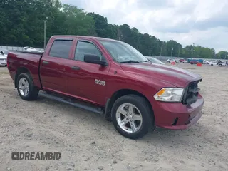2018 Ram 1500 Express z VIN 3C6RR6KGXJG234449, wystawiony jako IAAI lot #42281120 z przebiegiem 72 896 mil mil oraz . Historia ofert i sprzedaży dostępna na DreamBid. Obrazek 1.