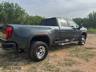 2020 GMC Sierra 3500HD Denali with VIN 1GT49WEY6LF205347, listed as a Copart auction lot 54630605 with 262,762 mi miles and Clean Title. Bid and sale history available at carsss.com. Image 4.