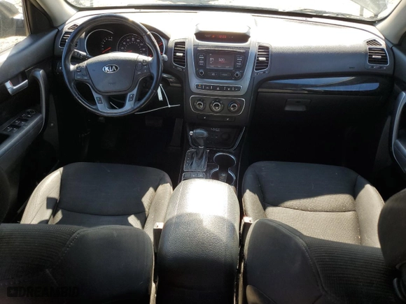 2014 Kia Sorento LX with VIN 5XYKT3A62EG504362, listed as a Copart auction lot 46461065 with 137,495 mi miles and Clean Title. Bid and sale history available at carsss.com. Image 8.